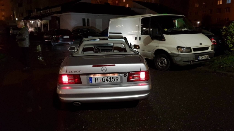 3/4 Porzucony mercedes