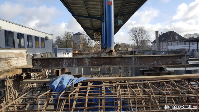 7/24 Przebudowa estakady na półmetku