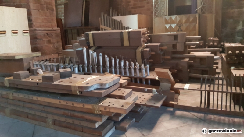 7/15 Gorzowska katedra czeka na remont