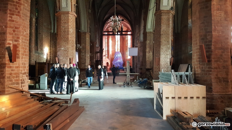 8/15 Gorzowska katedra czeka na remont
