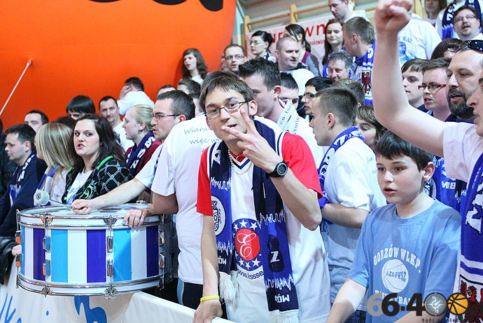 44/83 CCC Polkowice - KSSSE AZS PWSZ Gorzów 80:69