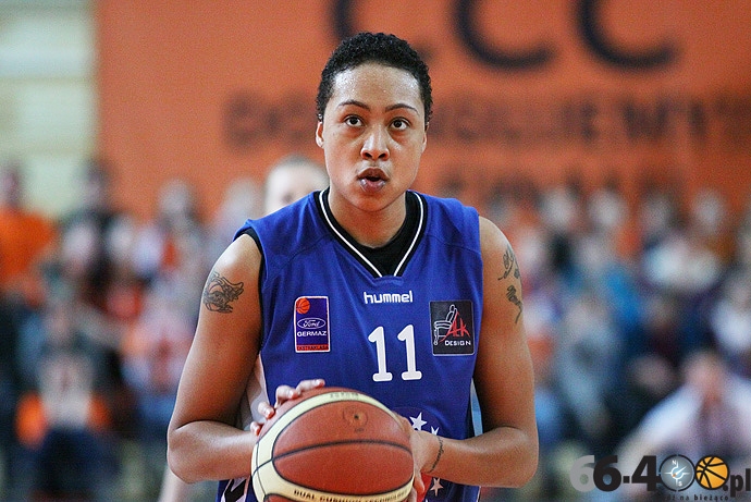 49/83 CCC Polkowice - KSSSE AZS PWSZ Gorzów 80:69