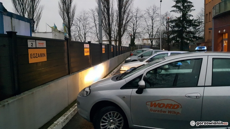 8/10 Skradziony fiat punto z WORDu