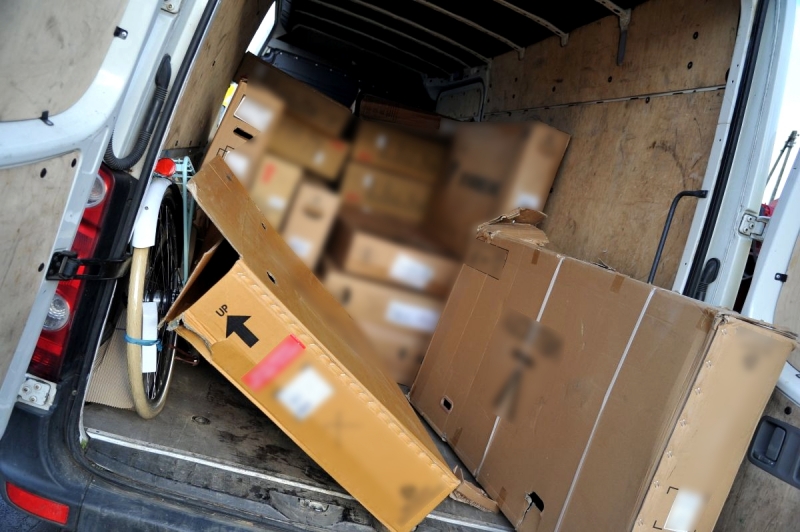 7/12 Policjanci odzyskali skradziony towar