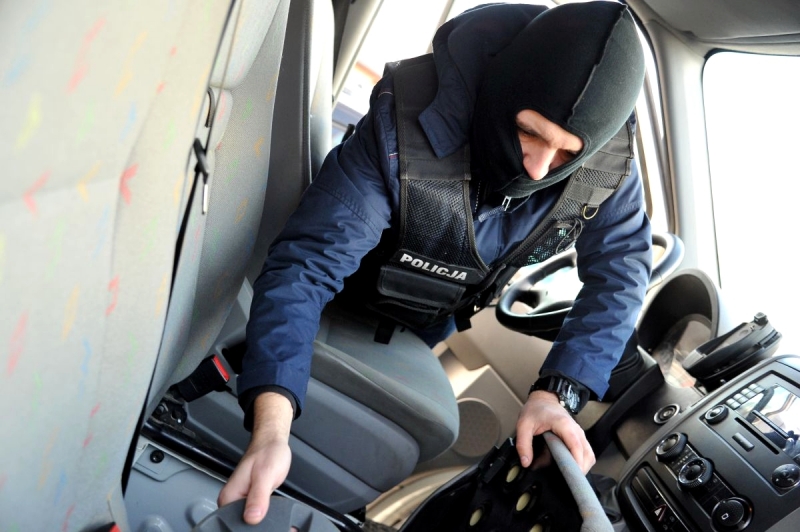 12/12 Policjanci odzyskali skradziony towar