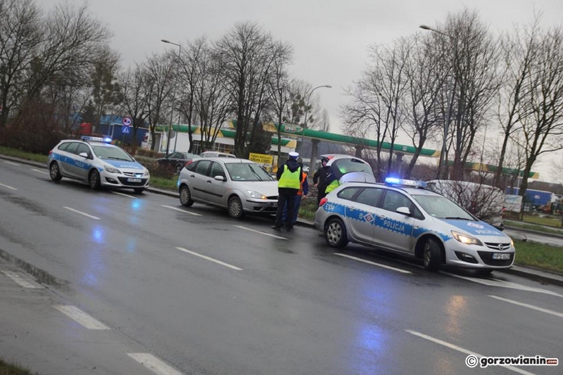 3/5 Potrącenie na pasach przy Podmiejskiej