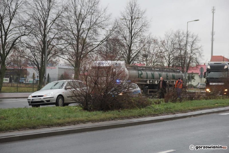 5/5 Potrącenie na pasach przy Podmiejskiej