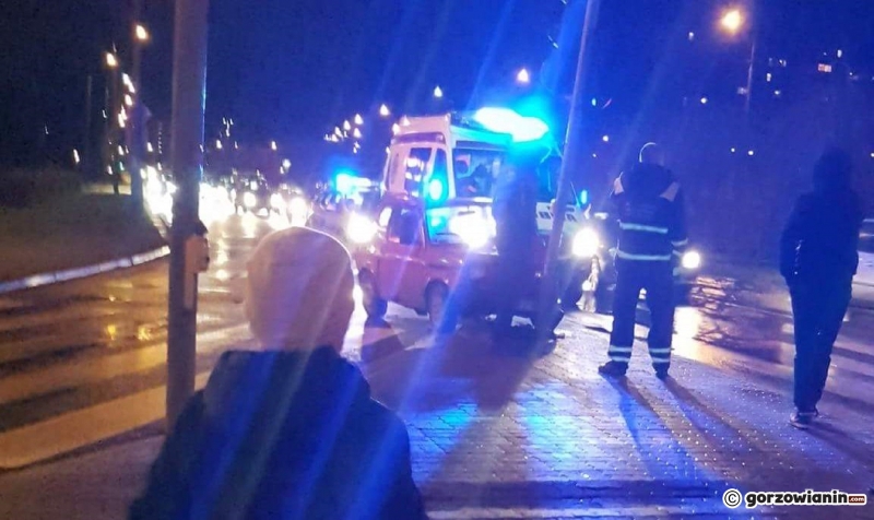 4/4 Fiat 126p kontra lampa