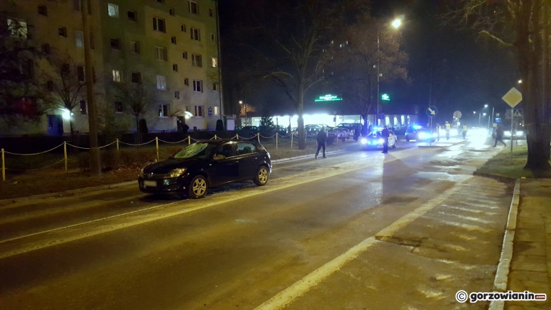 4/5 Kobieta potrącona na pasach