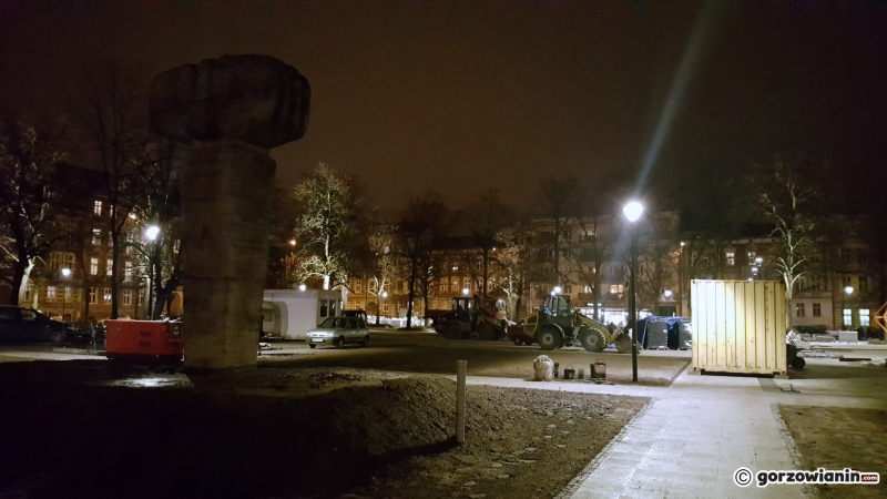 4/12 Świąteczny kwadrat