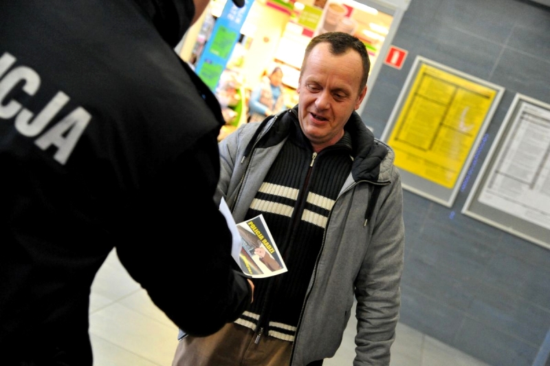 9/16 Dbają o bezpieczeństwo podczas świątecznych podróży 