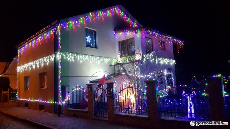 14/22 Świecące tysiącami światełek Popowo