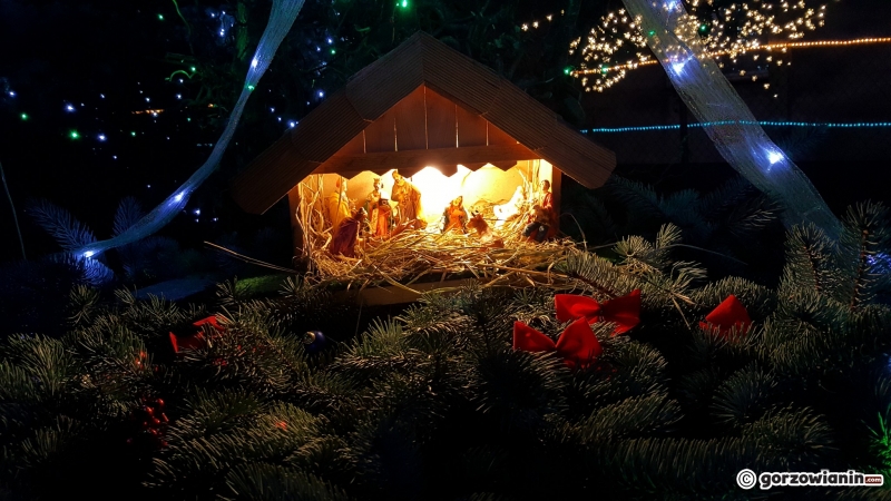 15/22 Świecące tysiącami światełek Popowo