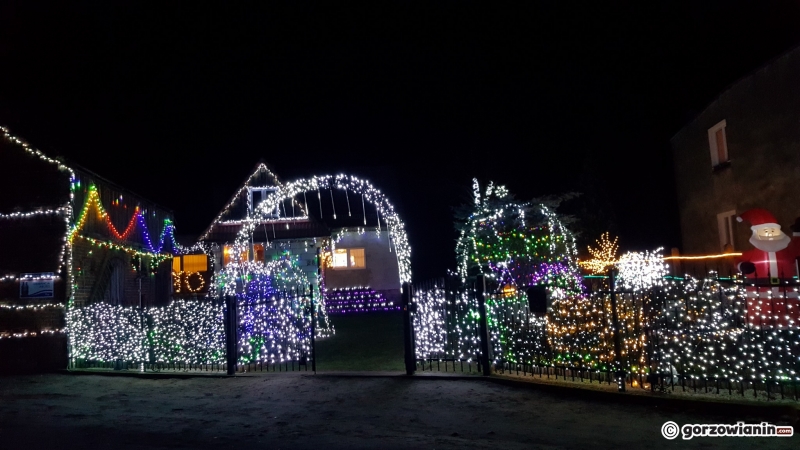 22/22 Świecące tysiącami światełek Popowo