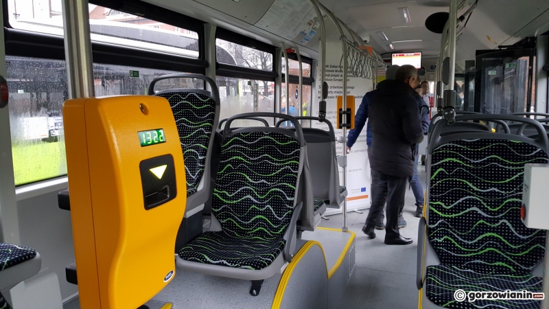 8/11 Hybrydy na Starym Rynku