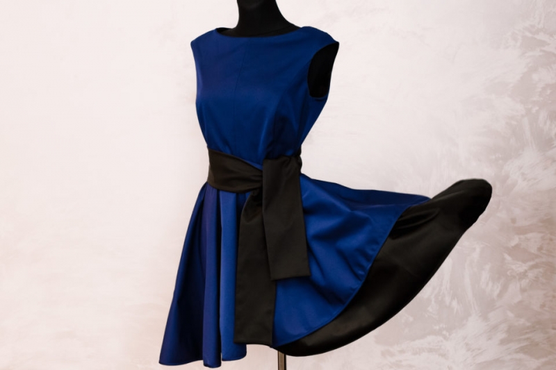 6/9 Jak powstają wymarzone sukienki?