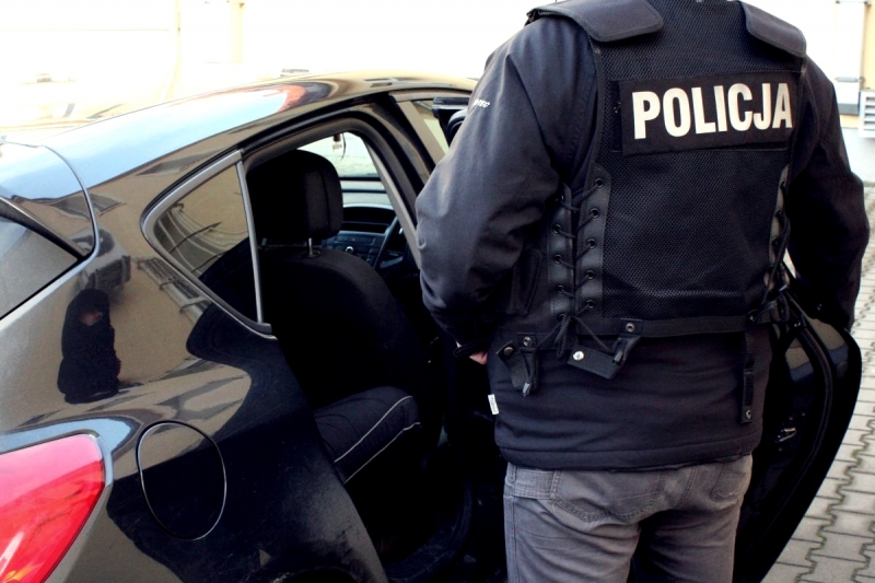 12/13 Zabójstwo w Deszcznie