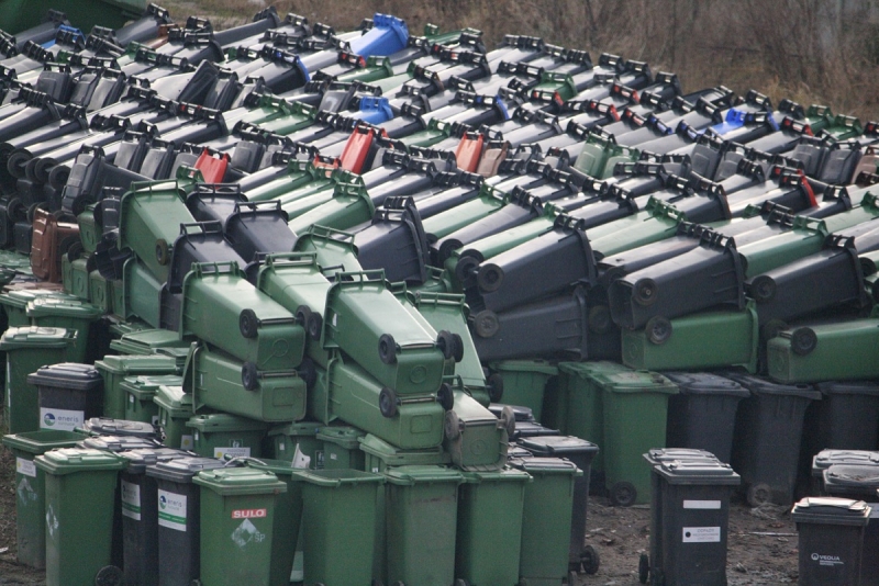 6/7 W Gorzowie trwa wymiana pojemników