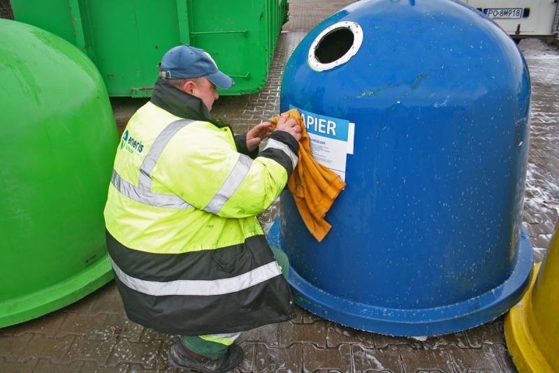 7/7 W Gorzowie trwa wymiana pojemników