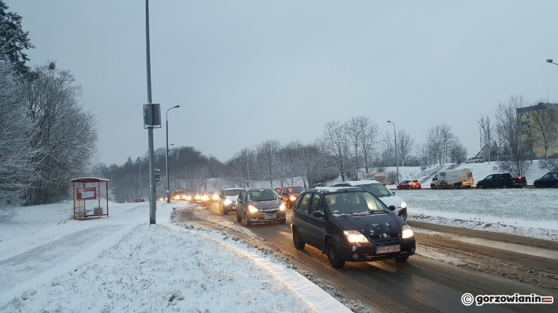 6/11 Zasypane drogi w Gorzowie i okolicach