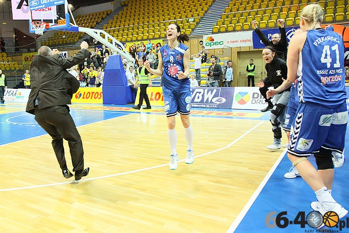 35/110 Lotos Gdynia - KSSSE AZS PWSZ Gorzów 67:71