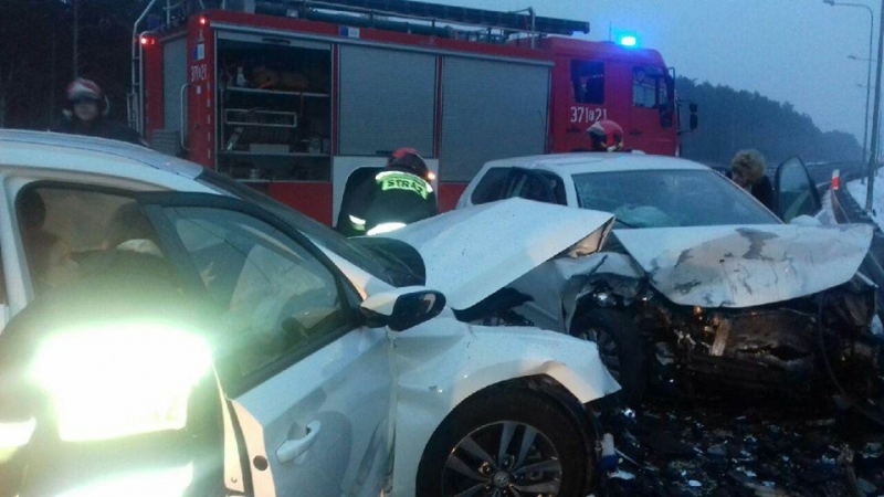 7/7 Wjechała pod prąd na węzeł S3