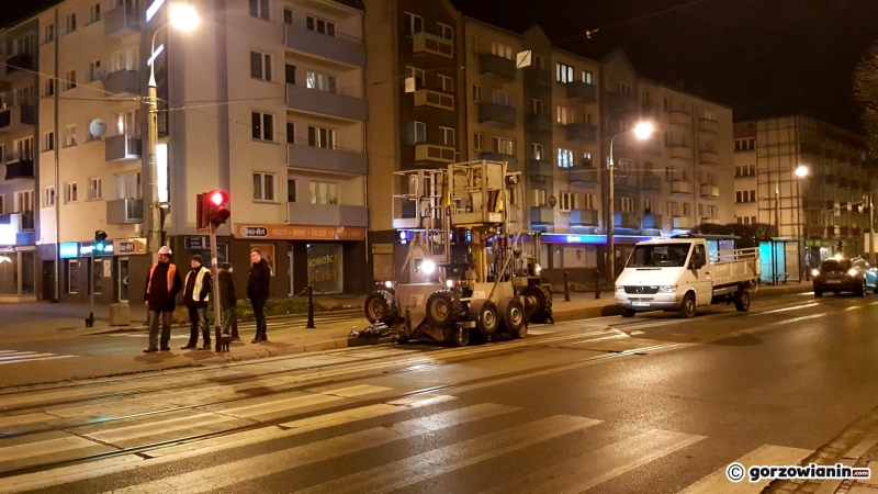 6/7 Demontaż trakcji tramwajowej na Sikorskiego