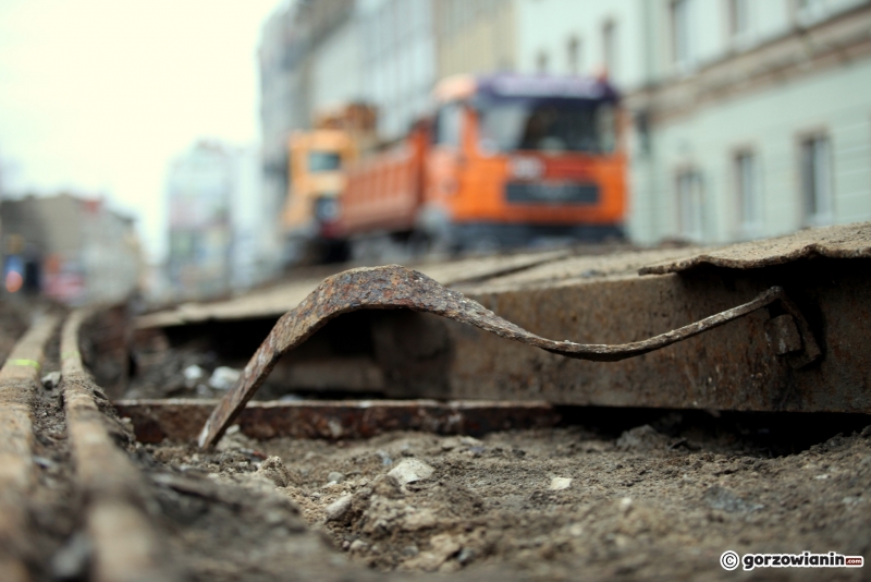 7/19 Ruszył remont Sikorskiego