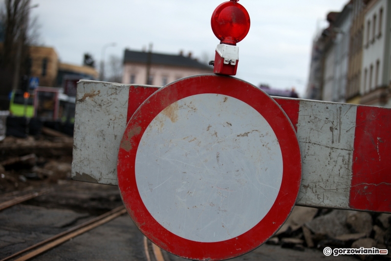 10/19 Ruszył remont Sikorskiego