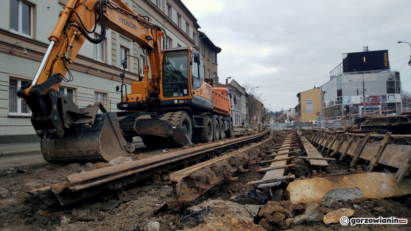 13/19 Ruszył remont Sikorskiego