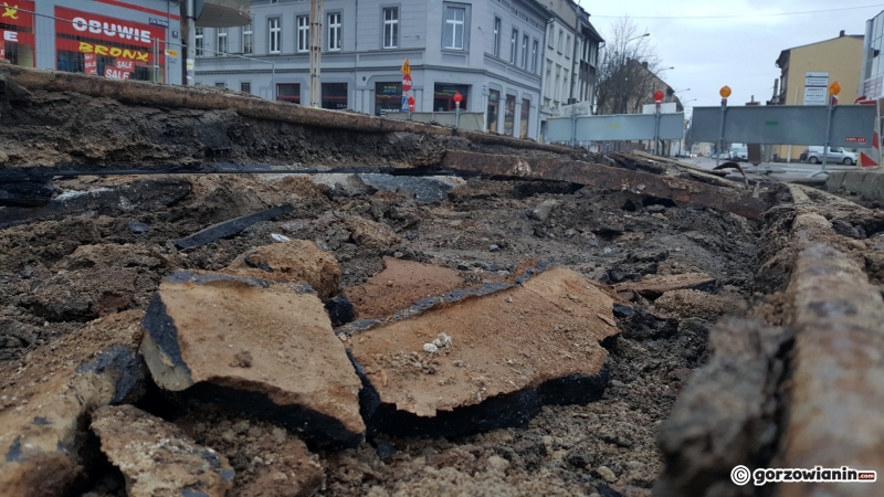 18/19 Ruszył remont Sikorskiego