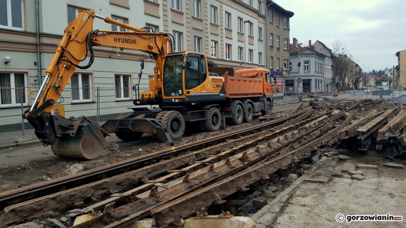 19/19 Ruszył remont Sikorskiego