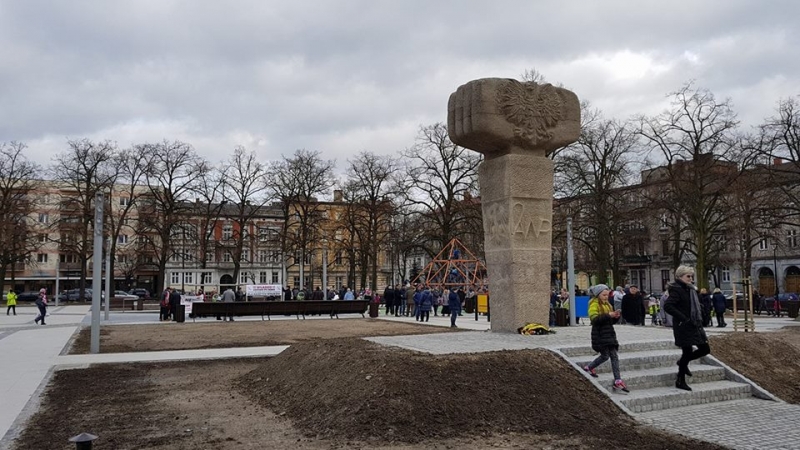 11/13 Oficjalne otwarcie Kwadratu