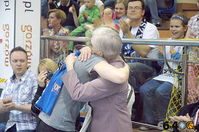 10/39 Spotkanie kibiców z koszykarkami KSSSE AZS PWSZ Gorzów