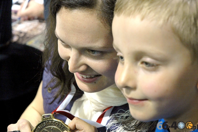30/39 Spotkanie kibiców z koszykarkami KSSSE AZS PWSZ Gorzów