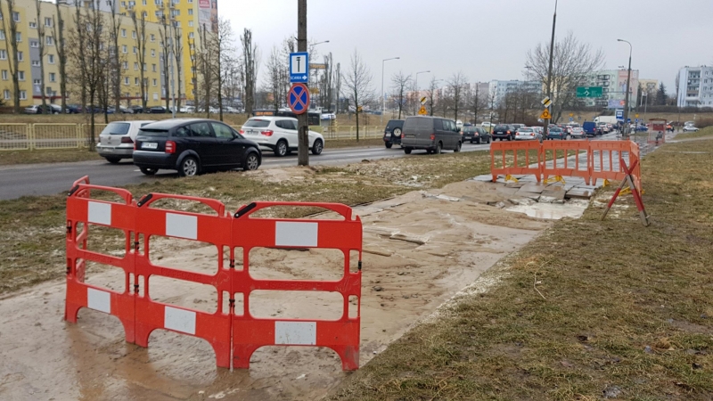 4/18 Awaria wodociągu na Piłsudskiego