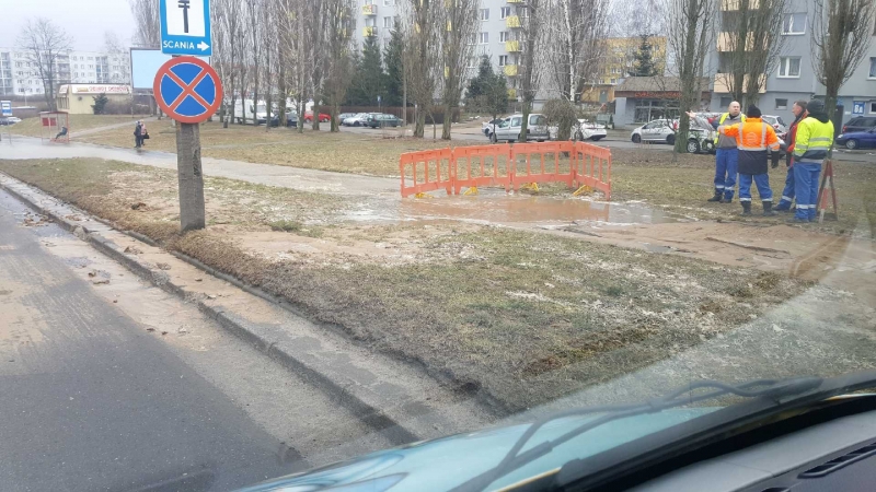 8/18 Awaria wodociągu na Piłsudskiego