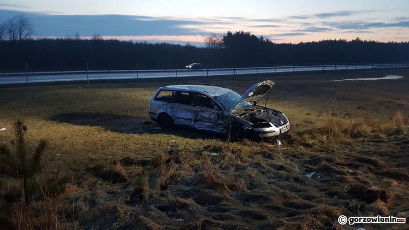 1/2 Zderzenie osobówki z ciężarówką