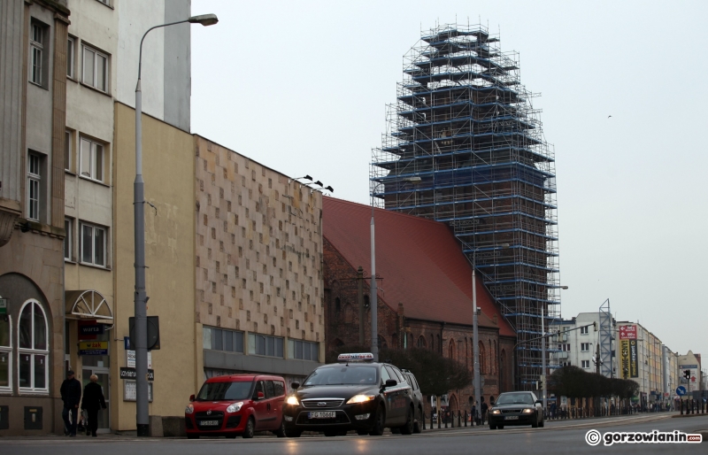 4/11 Zamknięte kolejne odcinki Sikorskiego