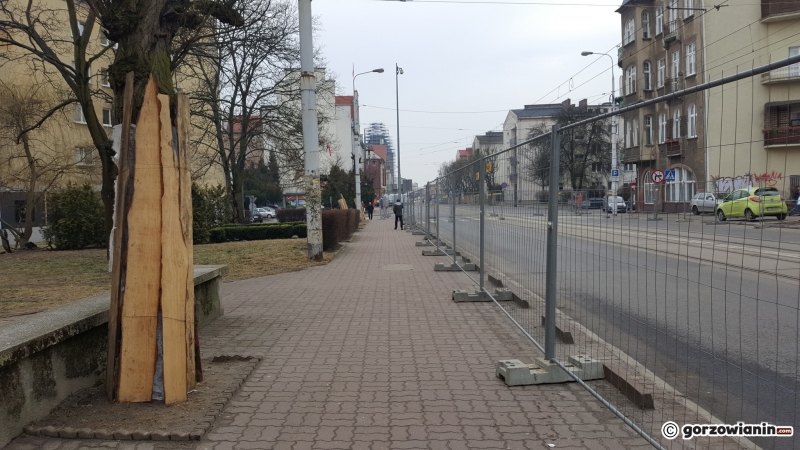 7/11 Zamknięte kolejne odcinki Sikorskiego