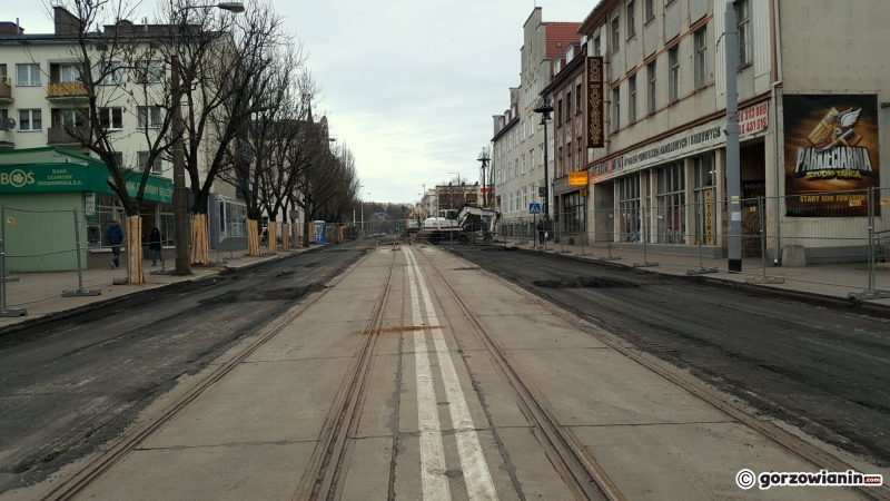 2/15 Kolejny etap remontu na Sikorskiego