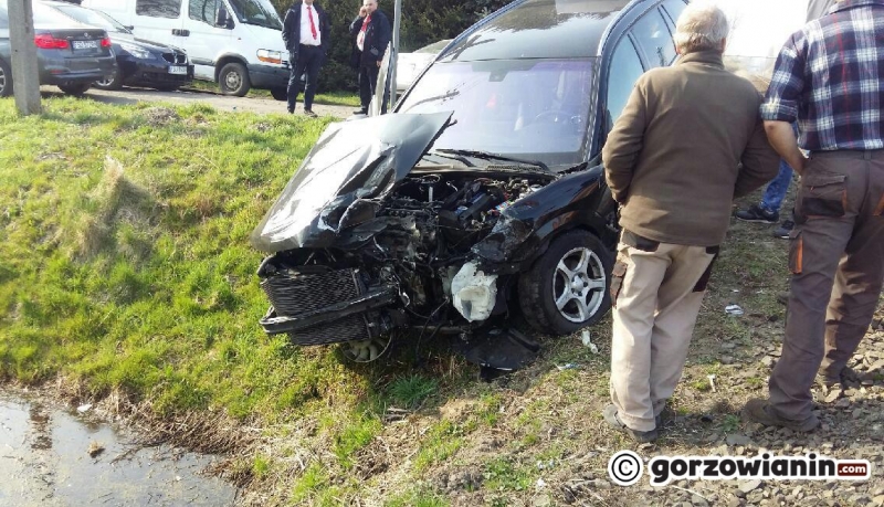 3/4 Zderzenie opla z szynobusem