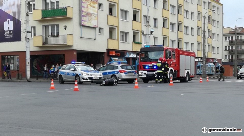 3/4 Wypadek motocyklisty koło katedry