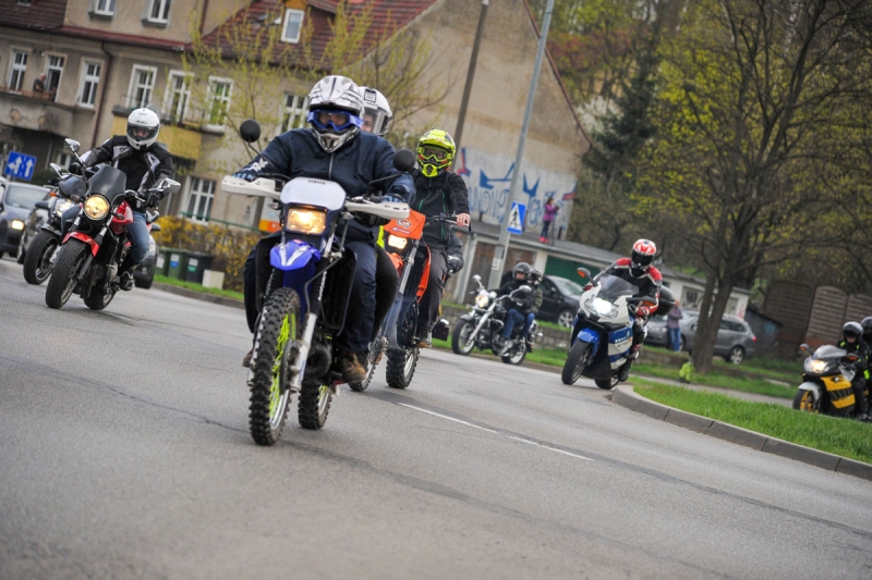 25/49 Motocykliści rozpoczęli sezon