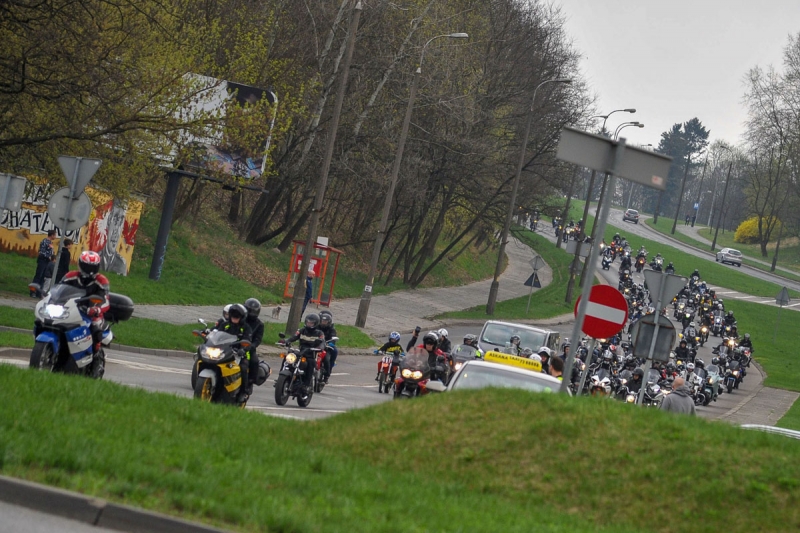 27/49 Motocykliści rozpoczęli sezon