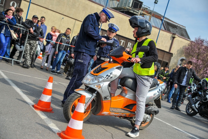 42/49 Motocykliści rozpoczęli sezon