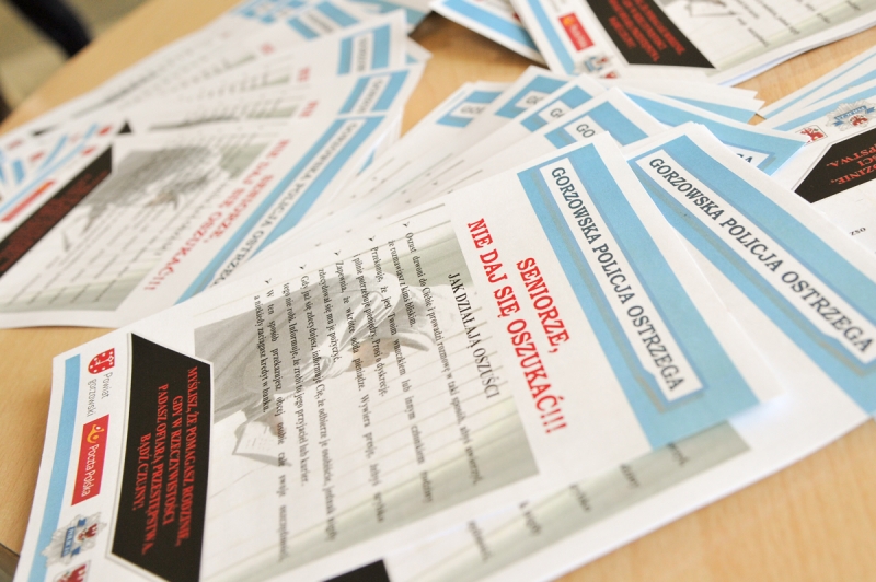 3/5 Seniorze nie daj się oszukać