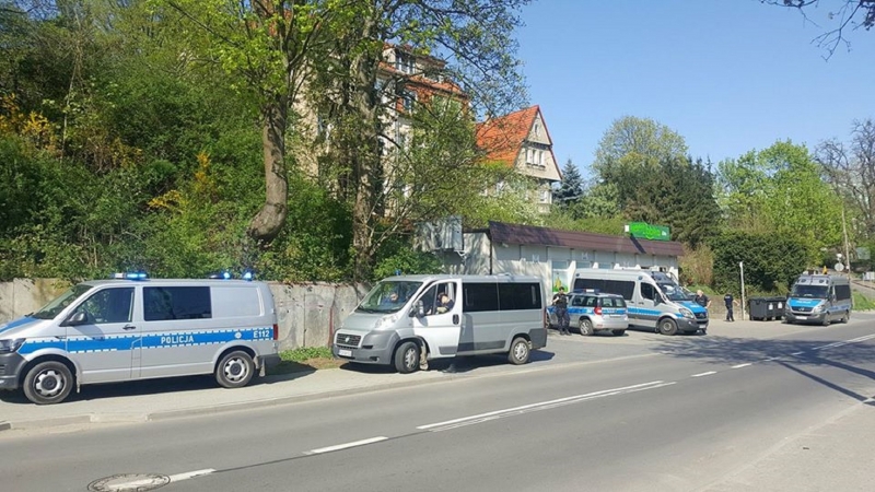 12/12 Uciekł z policyjnego konwoju