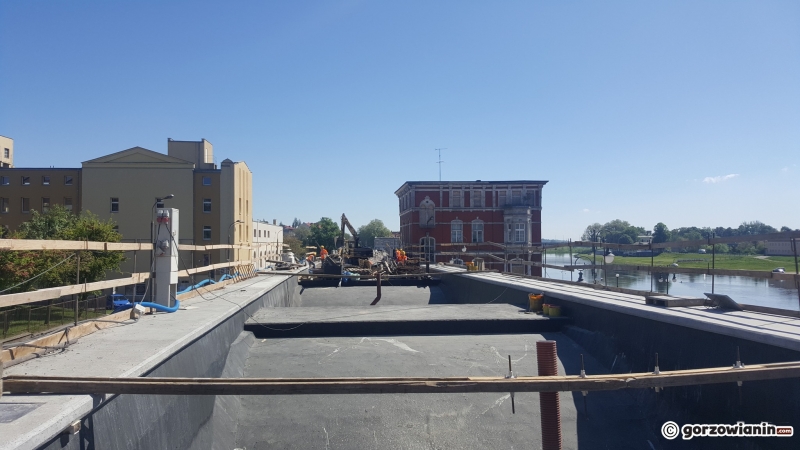 3/22 Praca wre na estakadzie