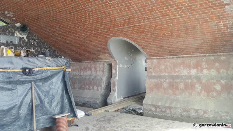 8/22 Praca wre na estakadzie